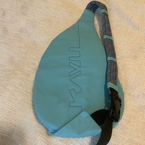 Kavu sky blue crossbody bag